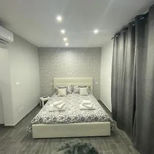 Nicolai 165 Apartament Bari